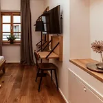 Aparthotel The Salt Townhouse 3*