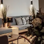 Aparthotel The Salt Townhouse 3*