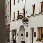 Ξενοδοχείο με διαμερίσματα The Salt Townhouse 3*