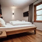 The Salt Townhouse 3* Hallein