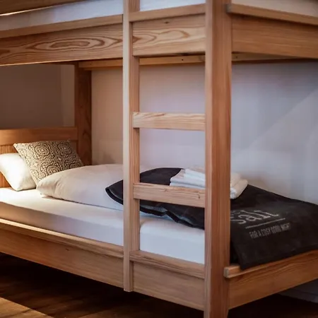 The Salt Townhouse Apart-hotel Hallein