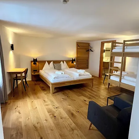 Apartahotel The Salt Townhouse